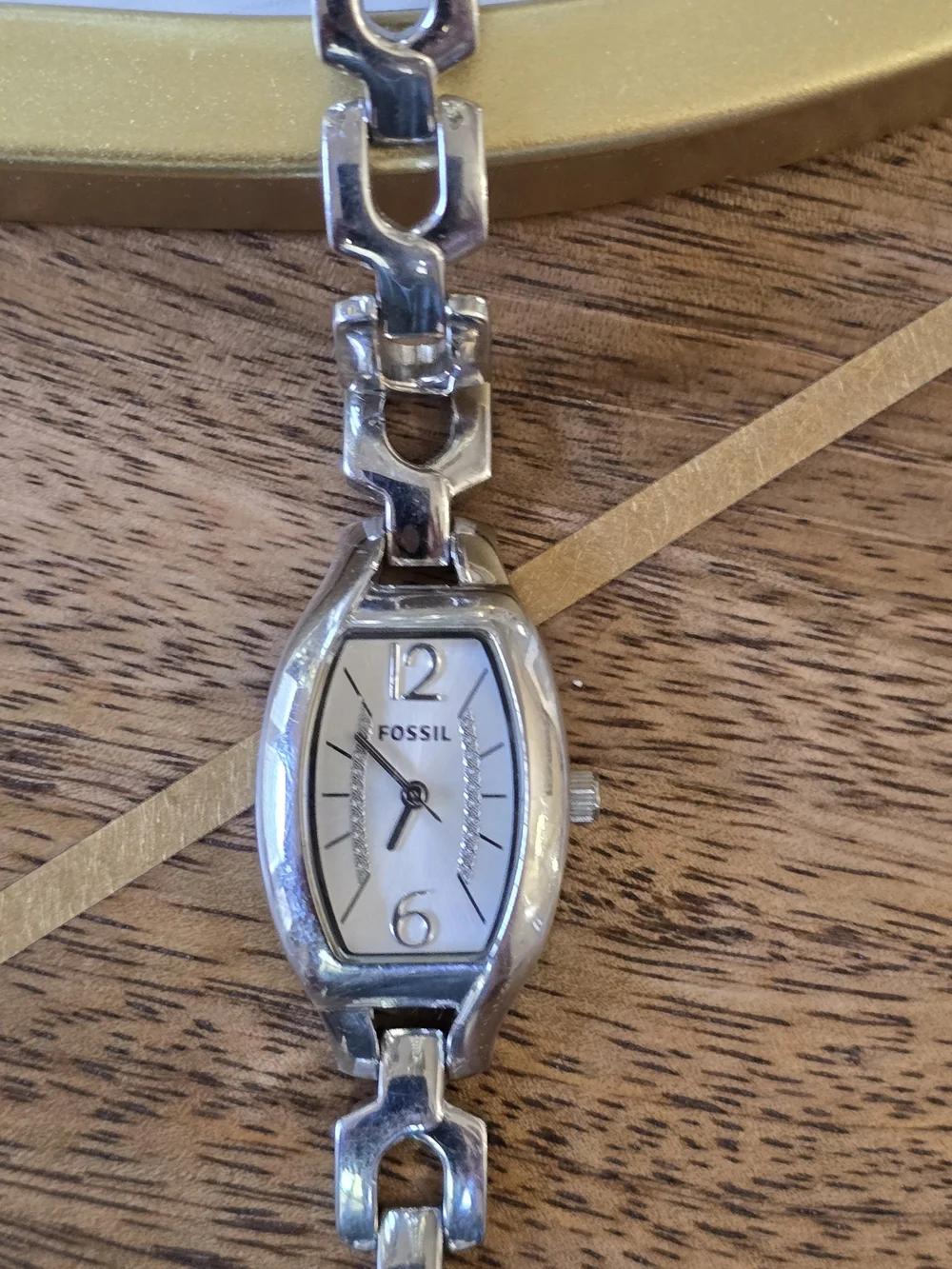 Fossil Women's Silver Link Bracelet Watch with White Dial